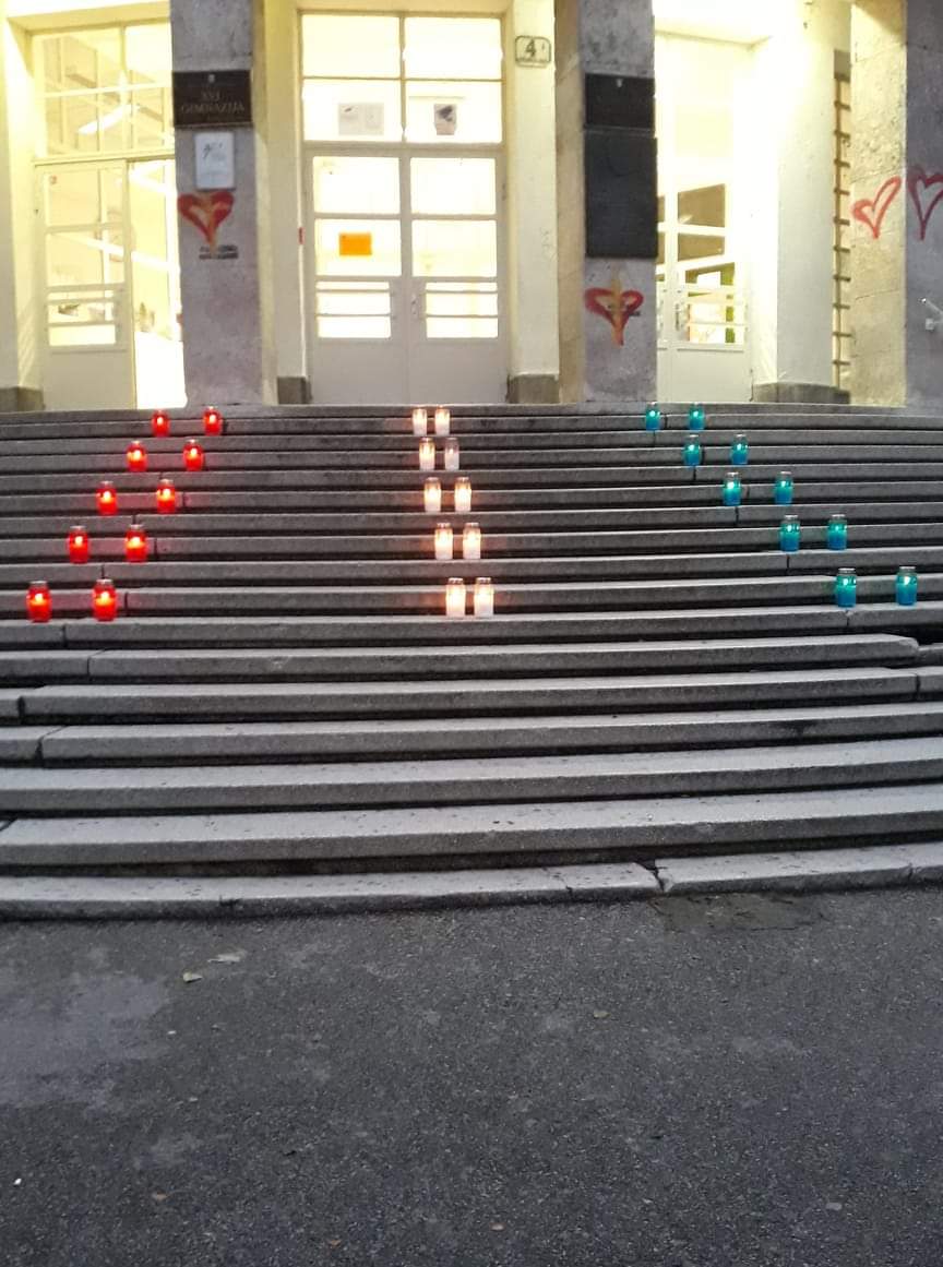 Svjeće u čast Vukovaru